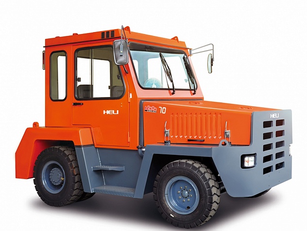 Дизельный тягач HELI QYCD70